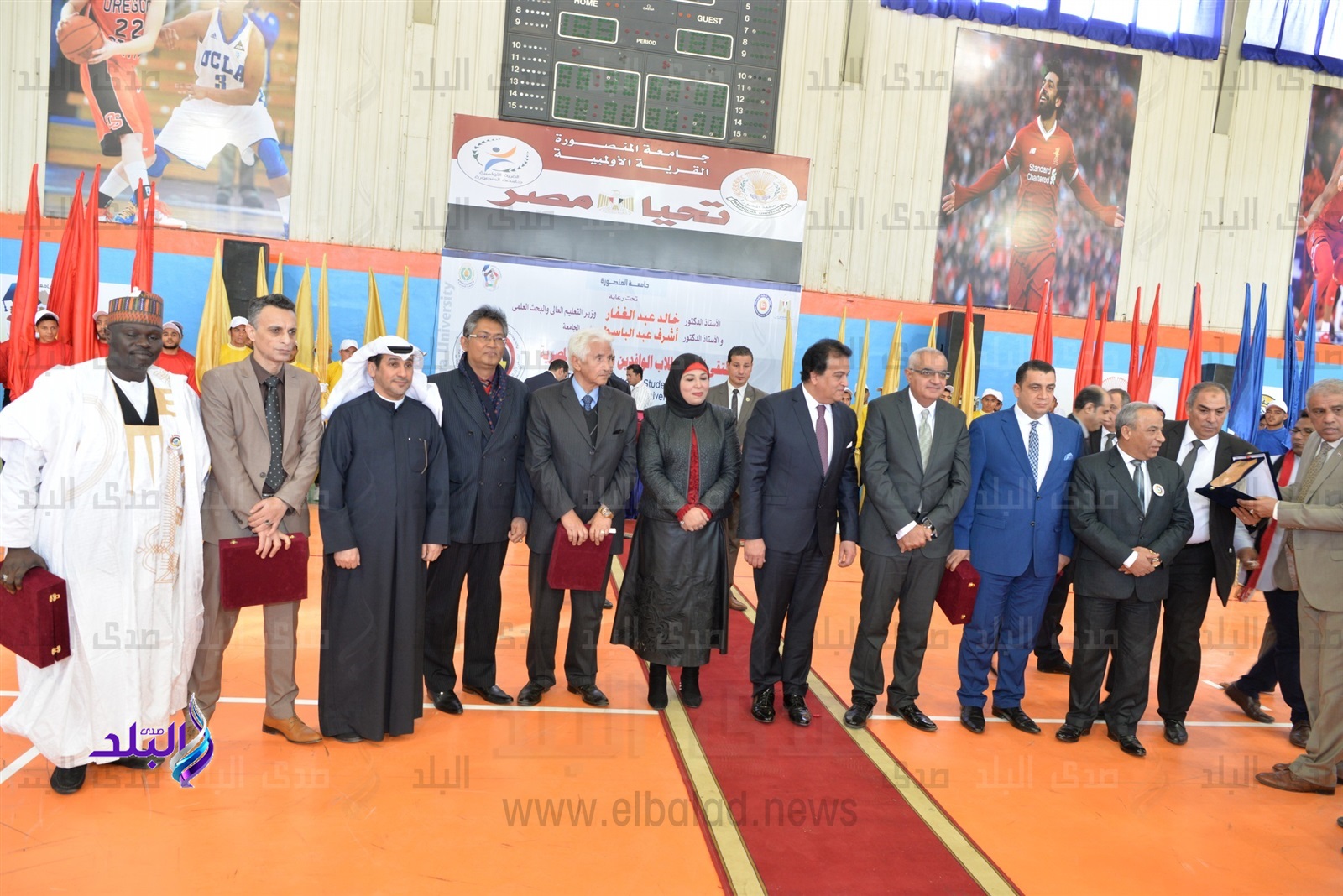 وزير التعليم العالى يكرم السفراء بالملتقى الأول للطلاب