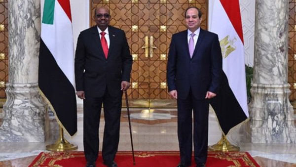 الرئيس السيسي وعمر البشير