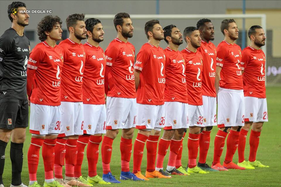 على معلول وسط لاعبي الأهلي 