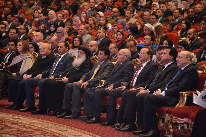 رئيس جامعة الزقازيق يشارك فى انطلاق مؤتمر الصحة الإفريقي رئيس جامعة الزقازيق يشارك فى انطلاق مؤتمر الصحة الإفريقي