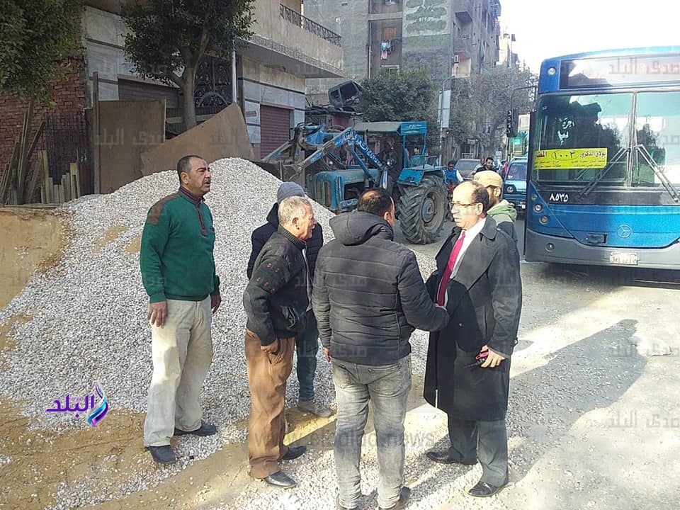رئيس الزيتون يقود حملة مكبرة لفرض الانضباط بشوارع الحي.. صور رئيس الزيتون يقود حملة مكبرة لفرض الانضباط بشوارع الحي.. صور