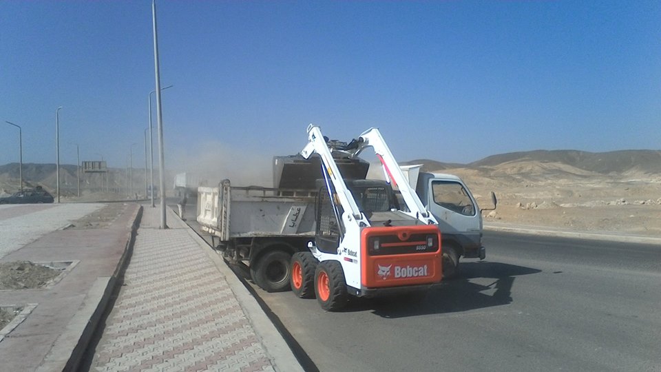 رئيس مدينة القصير يوجه باستمرار نظافة مداخل المدينة