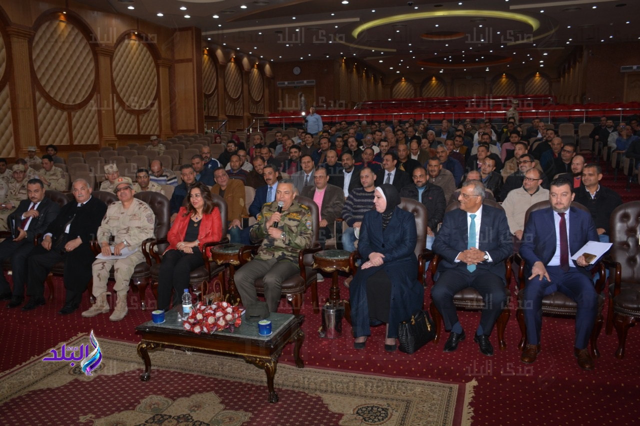 الدكتورة منال عوض محافظ دمياط