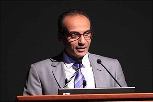 الدكتور هيثم الحاج على رئيس الهيئة العامة للكتاب الدكتور هيثم الحاج على رئيس الهيئة العامة للكتاب