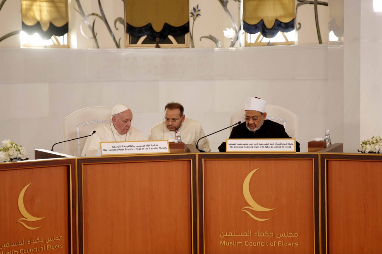 الإمام الأكبر الدكتور أحمد الطيب شيخ الأزهر