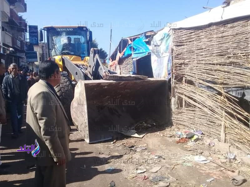 استرداد 2318 متر من أراضى الدولة بحملة لإزالة التعديات 