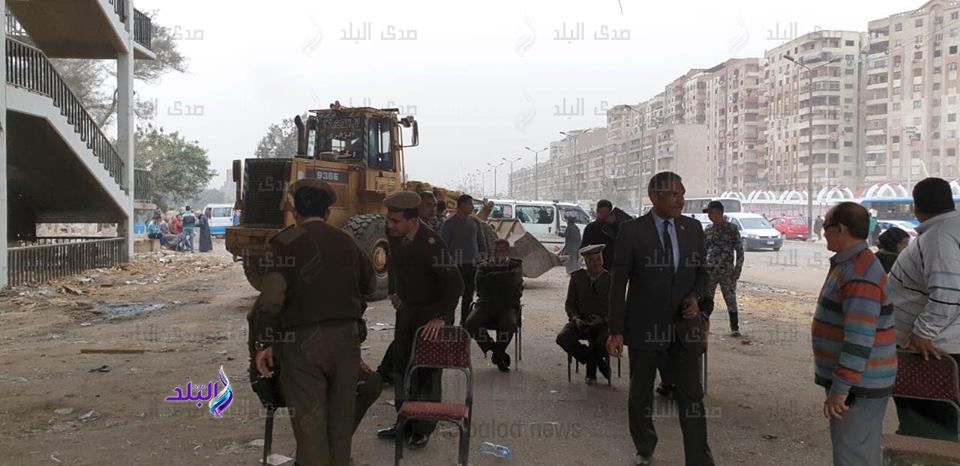 حملة لتطهير العشوائيات والإشغالات المرورية حملة لتطهير العشوائيات والإشغالات المرورية