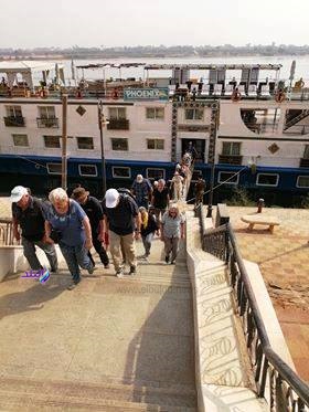 33 سائح ألماني