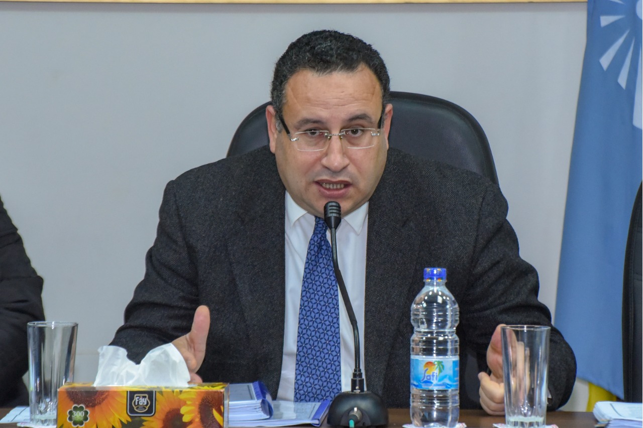  الدكتور عبد العزيز قنصوة، محافظ الإسكندرية