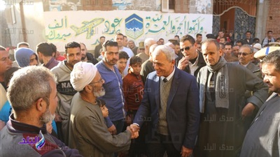 إحالة عدد من الأطباء والممرضين والإداريين للتحقيق