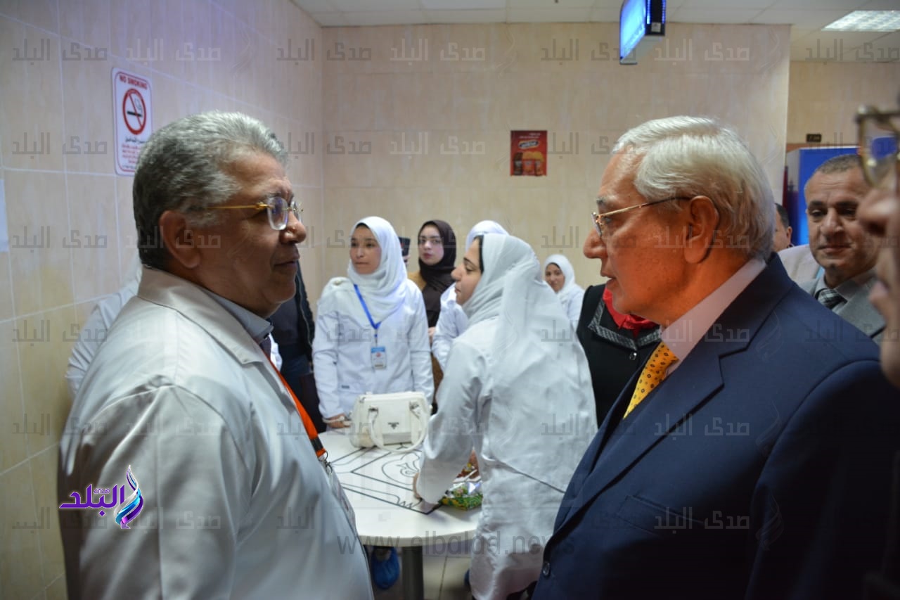 محافظ الدقهلية يزور مستشفى الكبد المصرى بشربين