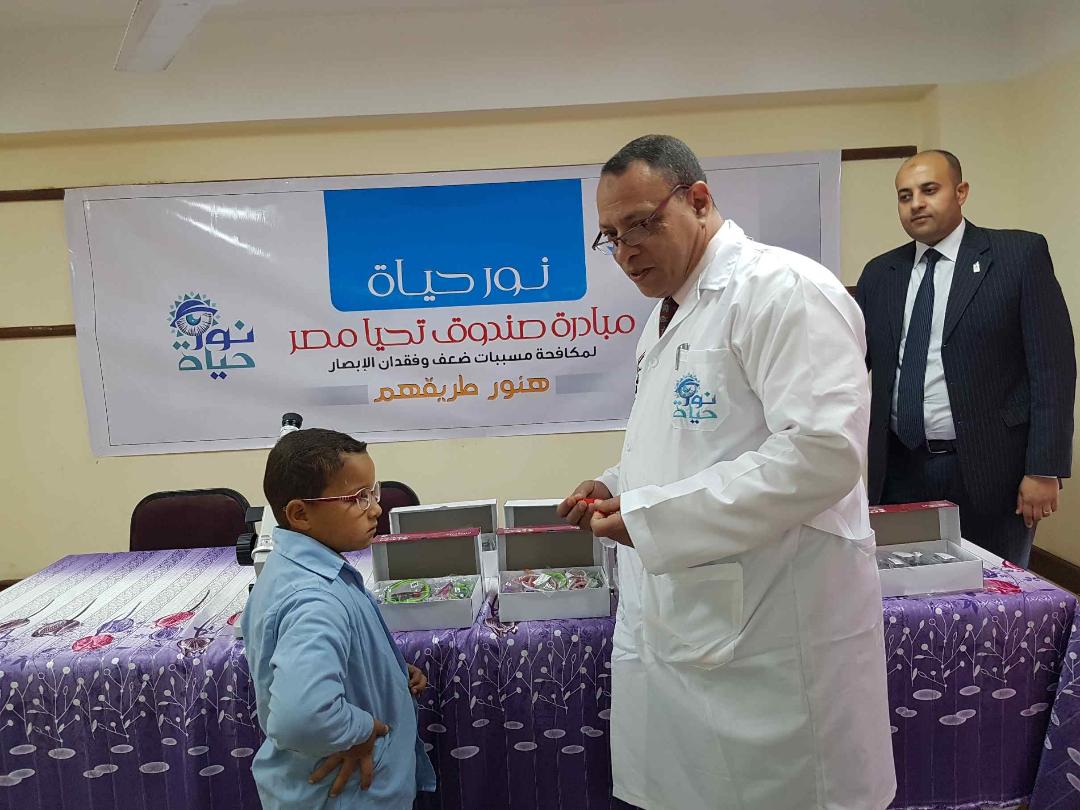 قوافل "نور حياة" تواصل أعمالها بالمدارس الابتدائية بالمنيا