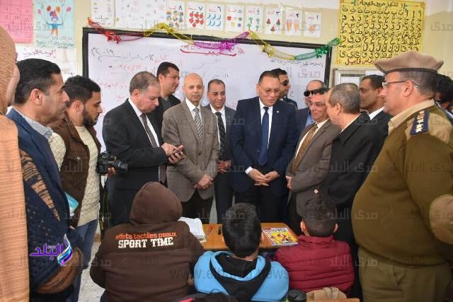 دء الحملة القومية لتجريع أطفال المرحلة الإبتدائية