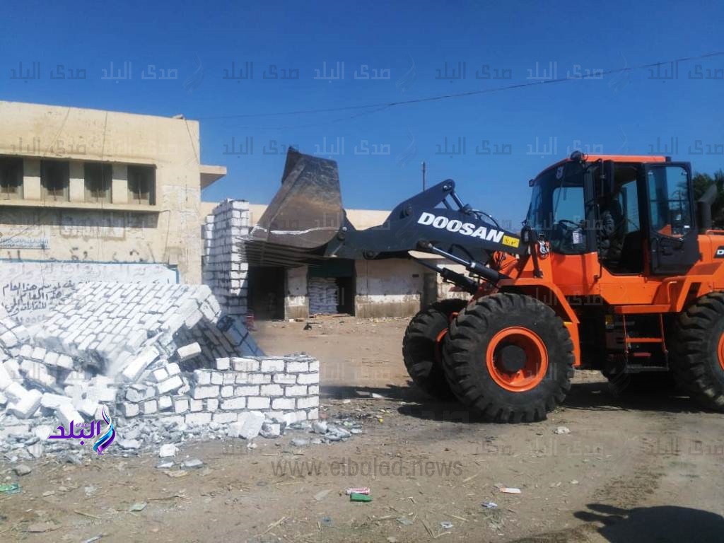 إزالة 35 حالة تعدى على أراضى الدولة إزالة 35 حالة تعدى على أراضى الدولة