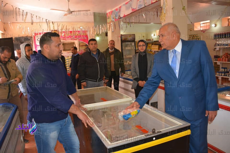 اللواء محمد الزملوط محافظ الوادى الجديد اللواء محمد الزملوط محافظ الوادى الجديد