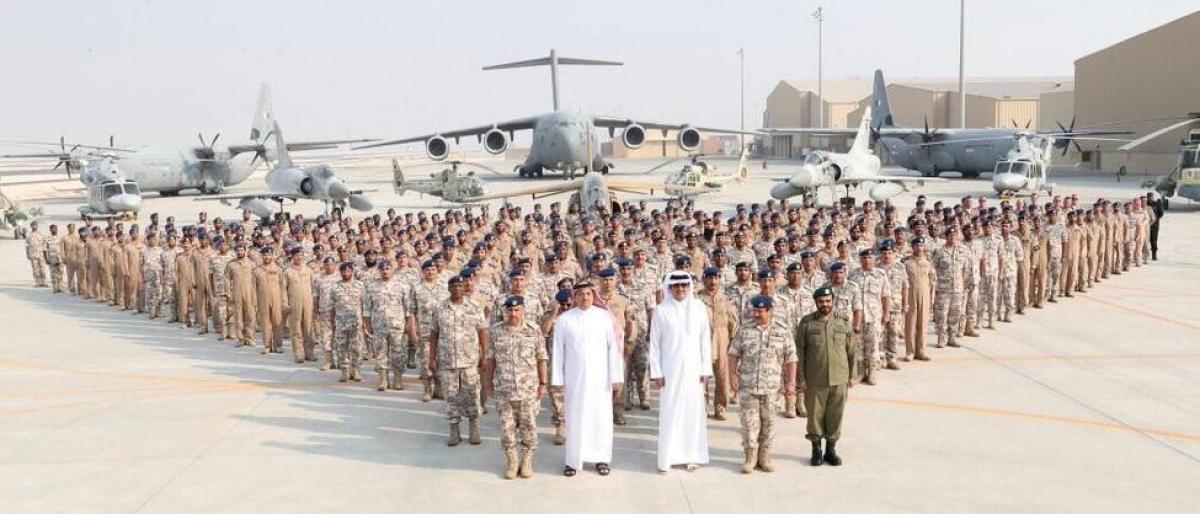 أمير قطر في قاعدة العديد