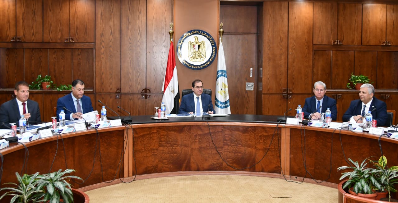 جانب من الاجتماع جانب من الاجتماع