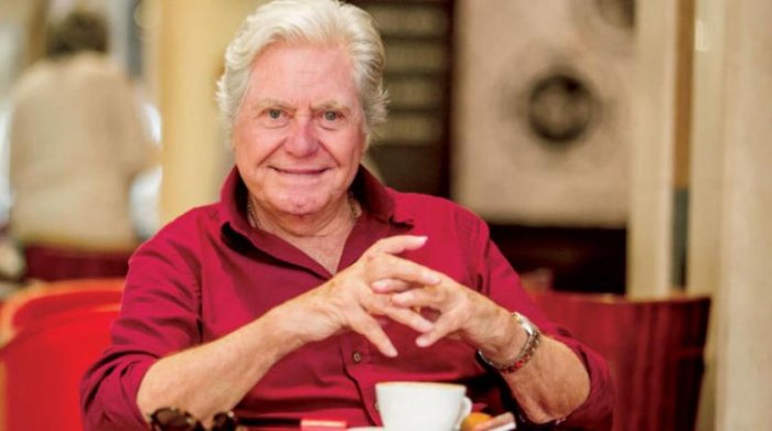 الفنان حسين فهمي