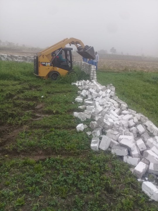 ازالة 15 حالة تعدى على املاك الدولة بشمال الاقصر