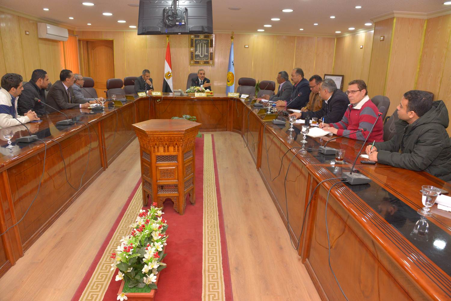 اجتماع لجنة تطوير الميادين