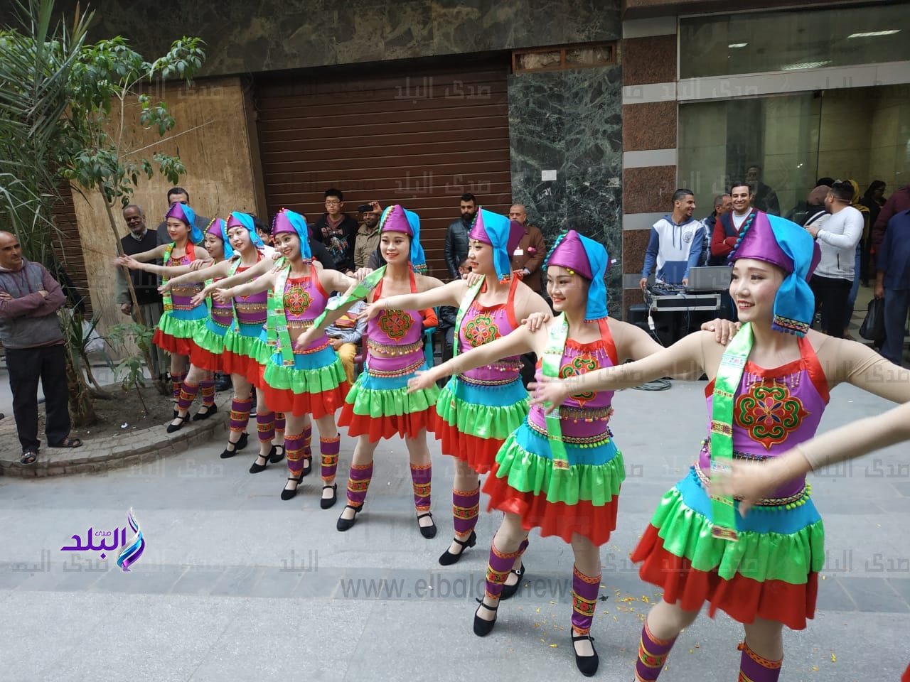 فرق ملتقى أولادنا من الكاميرون والصين والأردن تقدم عروضها 