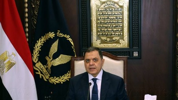اللواء محمود توفيق وزير الداخلية اللواء محمود توفيق وزير الداخلية
