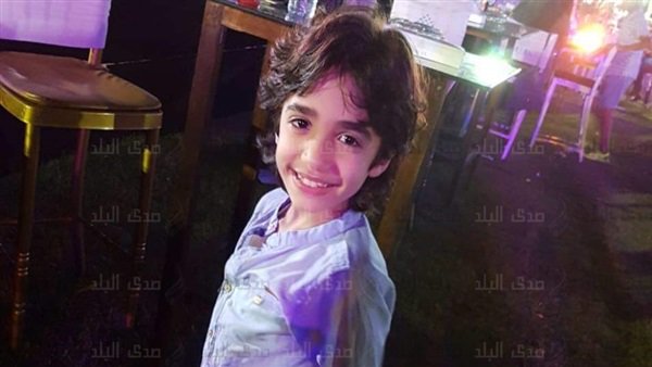 الطفل ضحية الكلبين