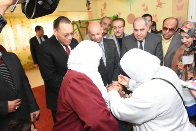 تطعيم مليون و564 الف طفل ضد مرض شلل الأطفال بالشرقية