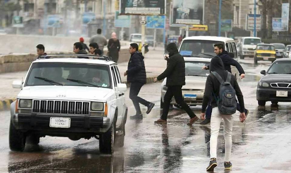 أمطار غزيرة على أنحاء متفرقة من الإسكندرية أمطار غزيرة على أنحاء متفرقة من الإسكندرية