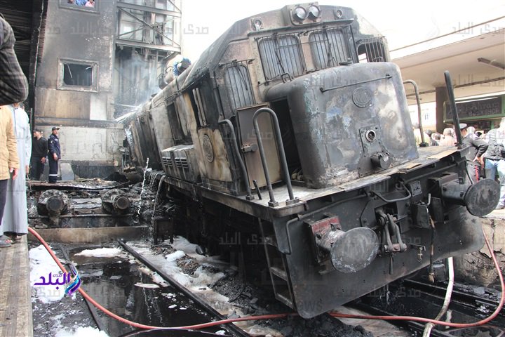 قطار محطة مصر