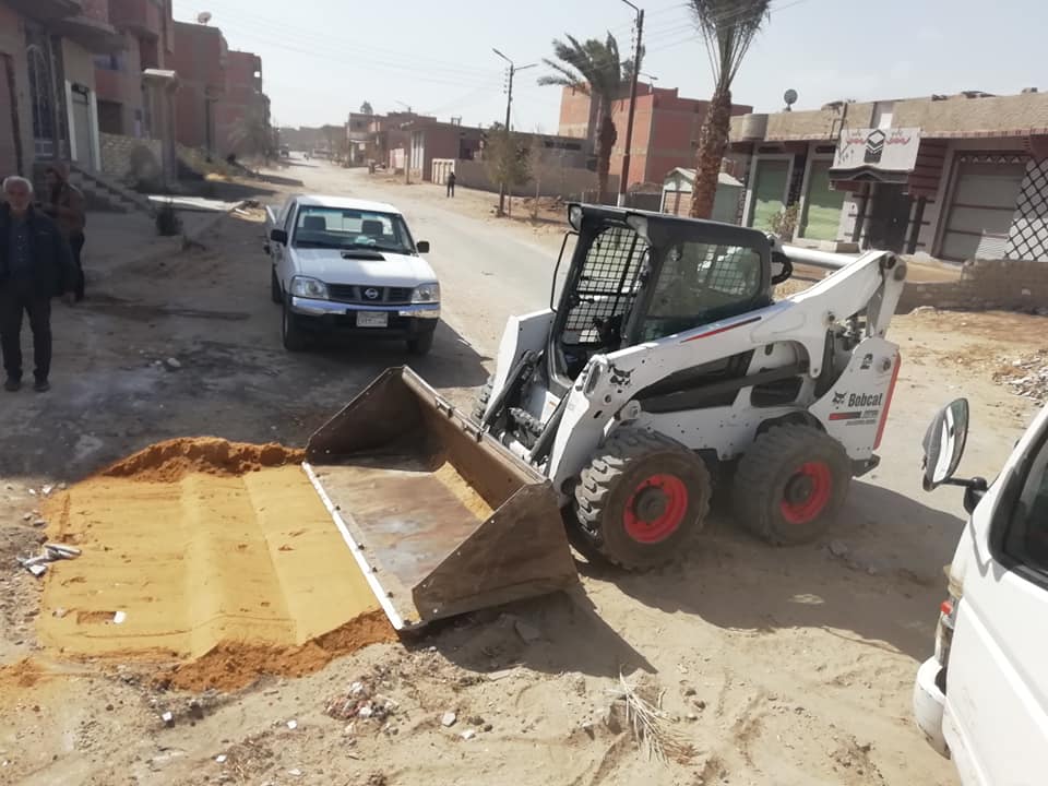 رفع 1910 طن قمامة وتطوير ميدان مبارك بمركز سنورس بالفيوم