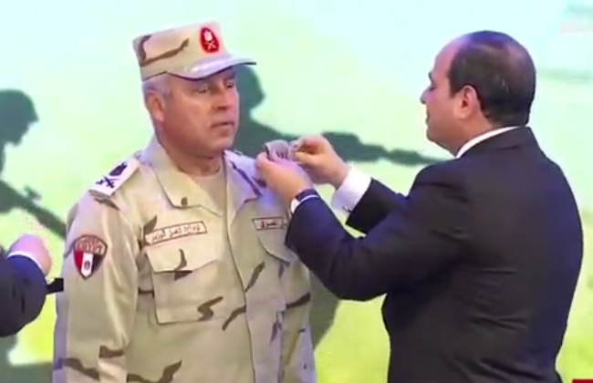 الرئيس السيسي والفريق كامل الوزير