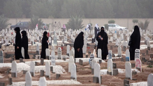 اتباع المرأة للجنازة اتباع المرأة للجنازة