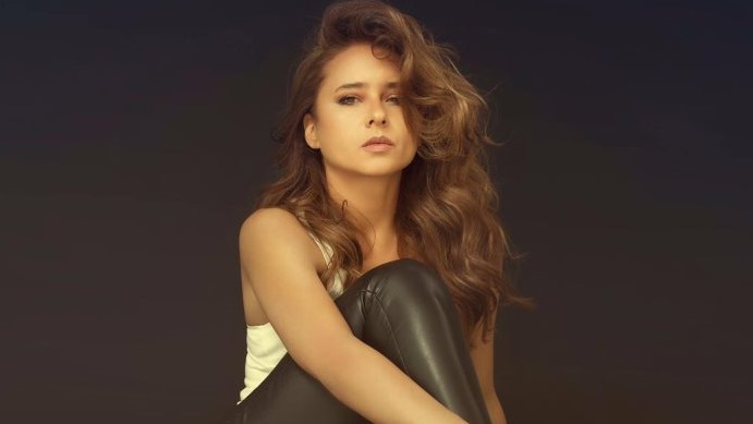 الفنانة نيللي كريم