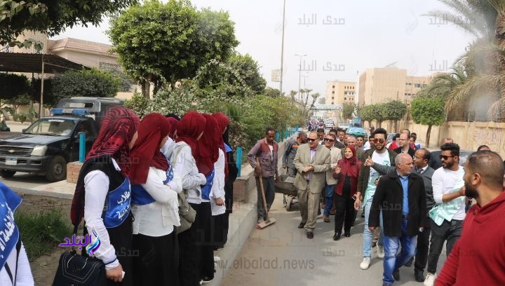 محافظ الفيوم يتفقد أعمال التطوير والتجميل بميدان التدريب