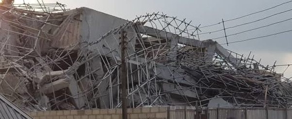 قتلى في انهيار مبنى يضم مدرسة في نيجيريا قتلى في انهيار مبنى يضم مدرسة في نيجيريا