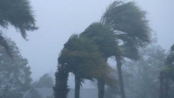 عواصف ترابية ورياح