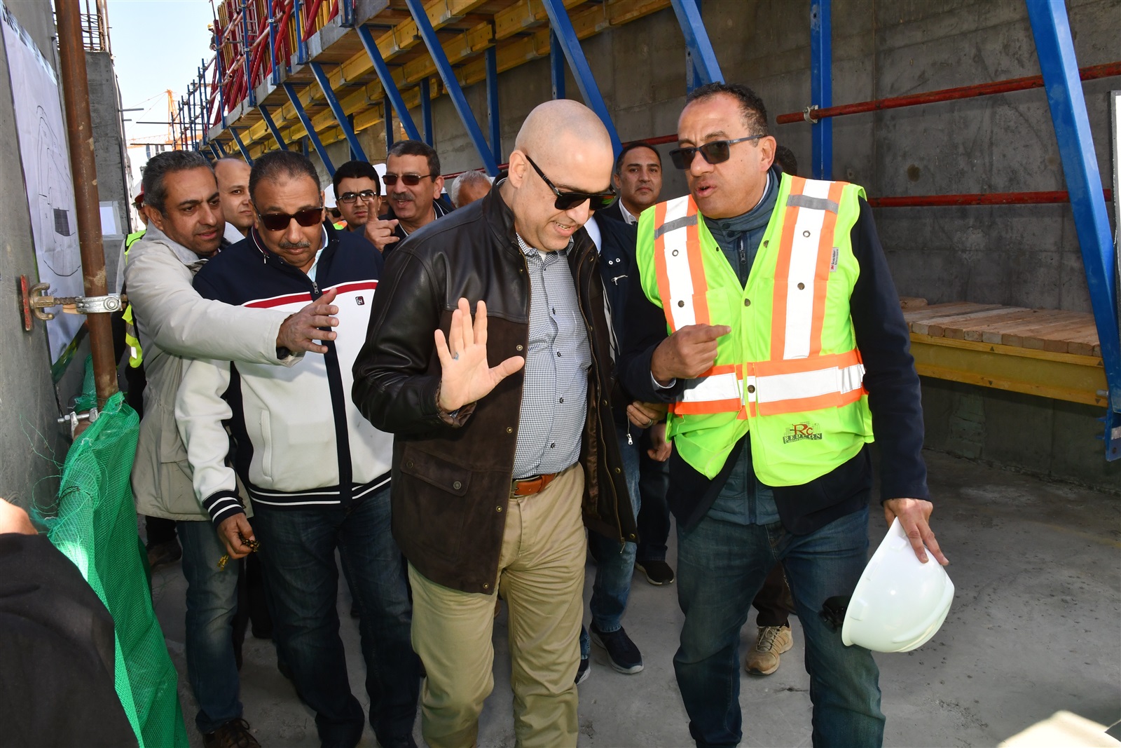 خلال الزيارة