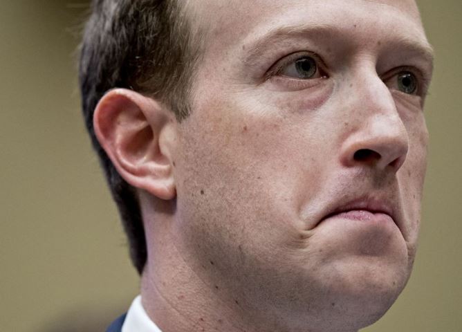 مؤسس شركة فيسبوك