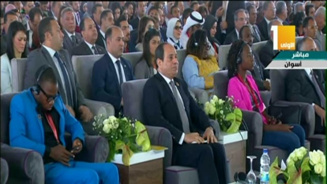 بدء الجلسة الافتتاحية لملتقى الشباب العربي والإفريقي بدء الجلسة الافتتاحية لملتقى الشباب العربي والإفريقي