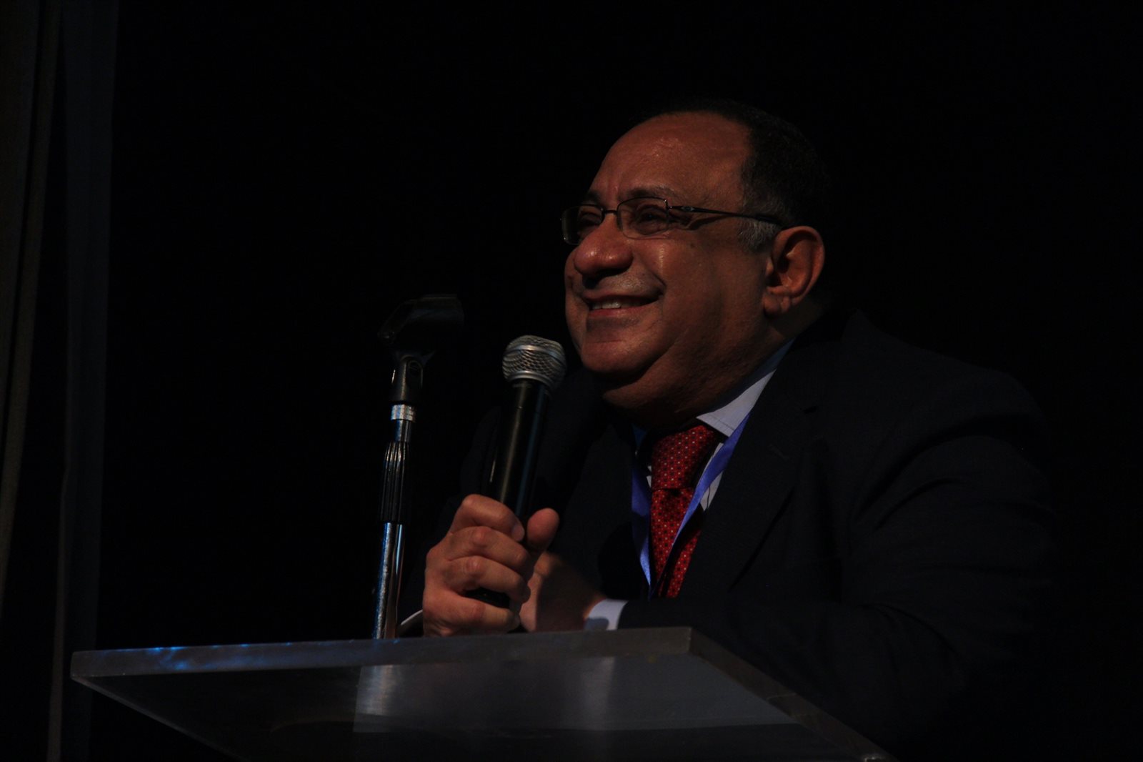 الدكتور ماجد نجم رئيس جامعة حلوان الدكتور ماجد نجم رئيس جامعة حلوان