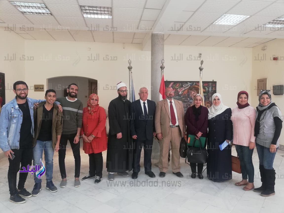 ندوة بجامعة حلوان ندوة بجامعة حلوان
