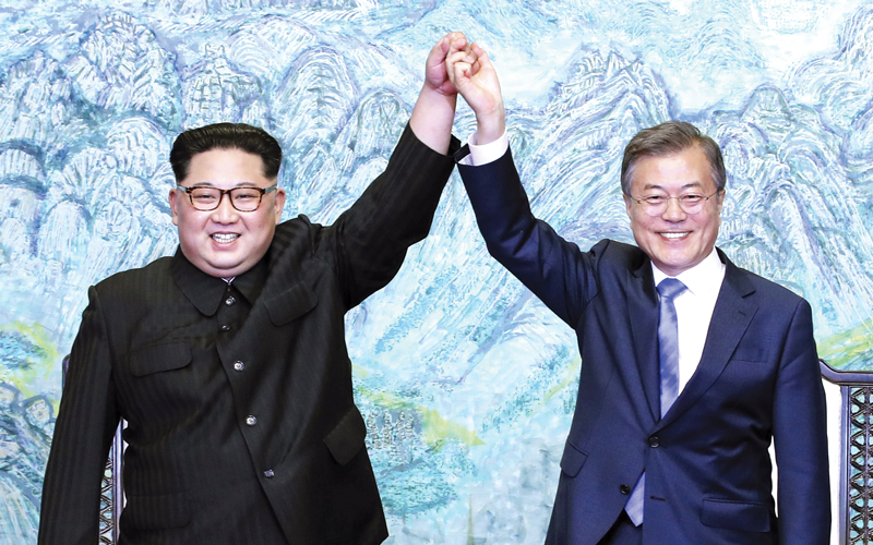 مون جاي إن وكيم جونج أون