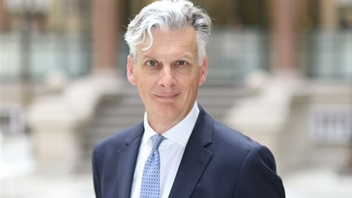 السير جيفري آدمز - لسفير البريطاني لدى القاهرة