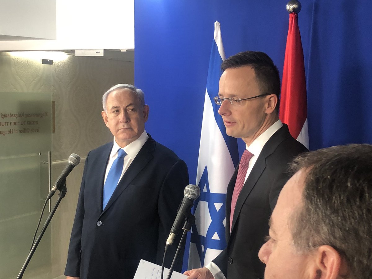 نتنياهو ووزير الخارجية المجري