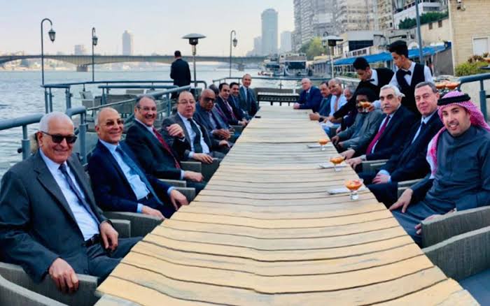 سفير البحرين بمصر يقيم حفل استقبال للسفير العراقي الجديد سفير البحرين بمصر يقيم حفل استقبال للسفير العراقي الجديد