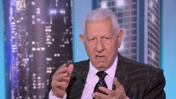 الكاتب الصحفي محمد مكرم أحمد الكاتب الصحفي محمد مكرم أحمد