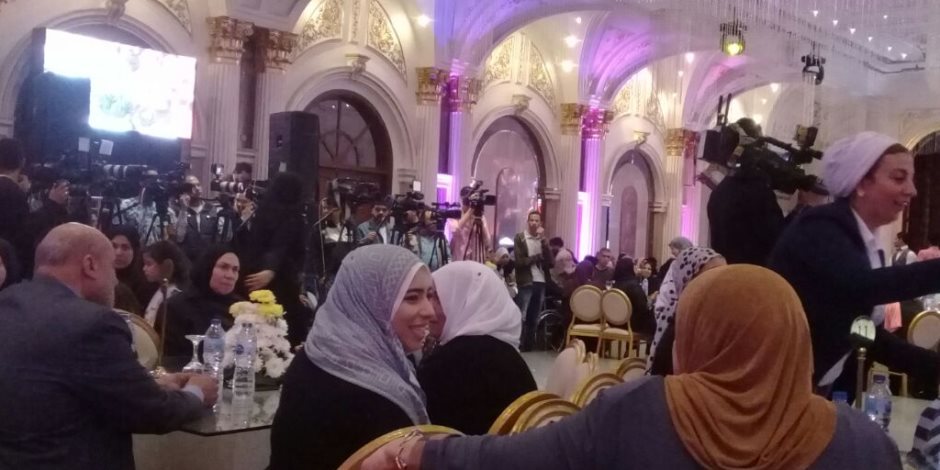 صور أرشيفية - الداخلية تكرم أمهات شهداء الشرطة صور أرشيفية - الداخلية تكرم أمهات شهداء الشرطة