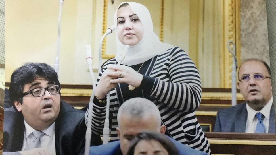 النائبة إيمان خضر النائبة إيمان خضر