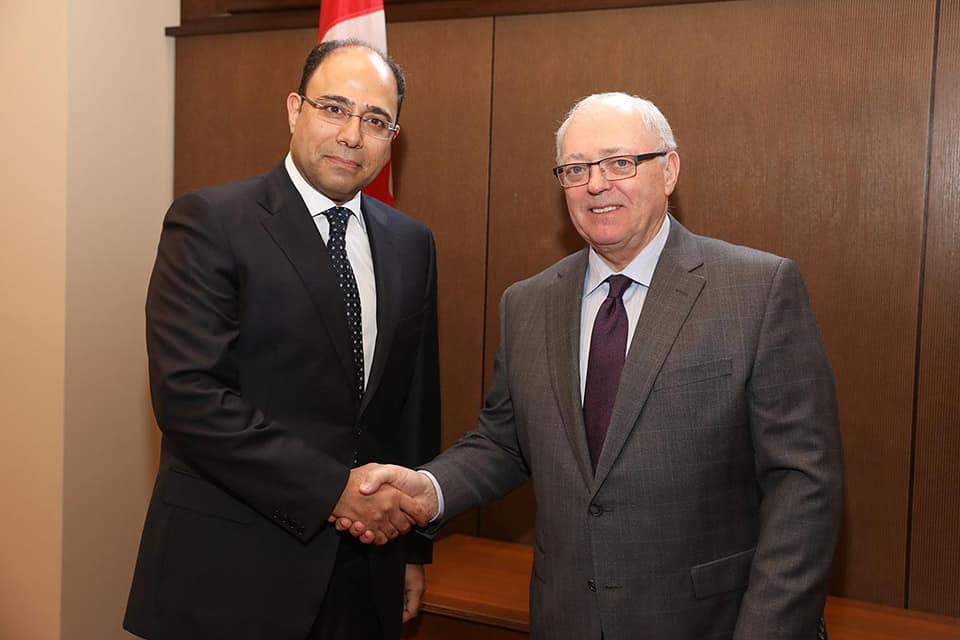 جانب من لقاء السفير أحمد أبو زيد ورئيس البرلمان الكندي جانب من لقاء السفير أحمد أبو زيد ورئيس البرلمان الكندي
